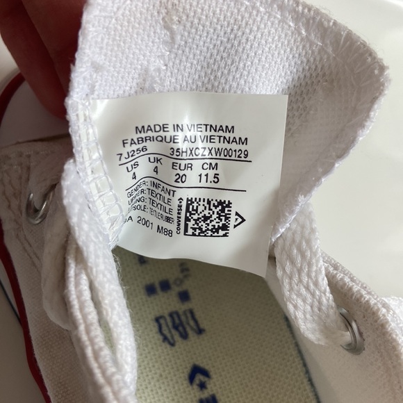 Converse Chuck Taylor All Star size 4 infant/toddler - Picture 6 of 6